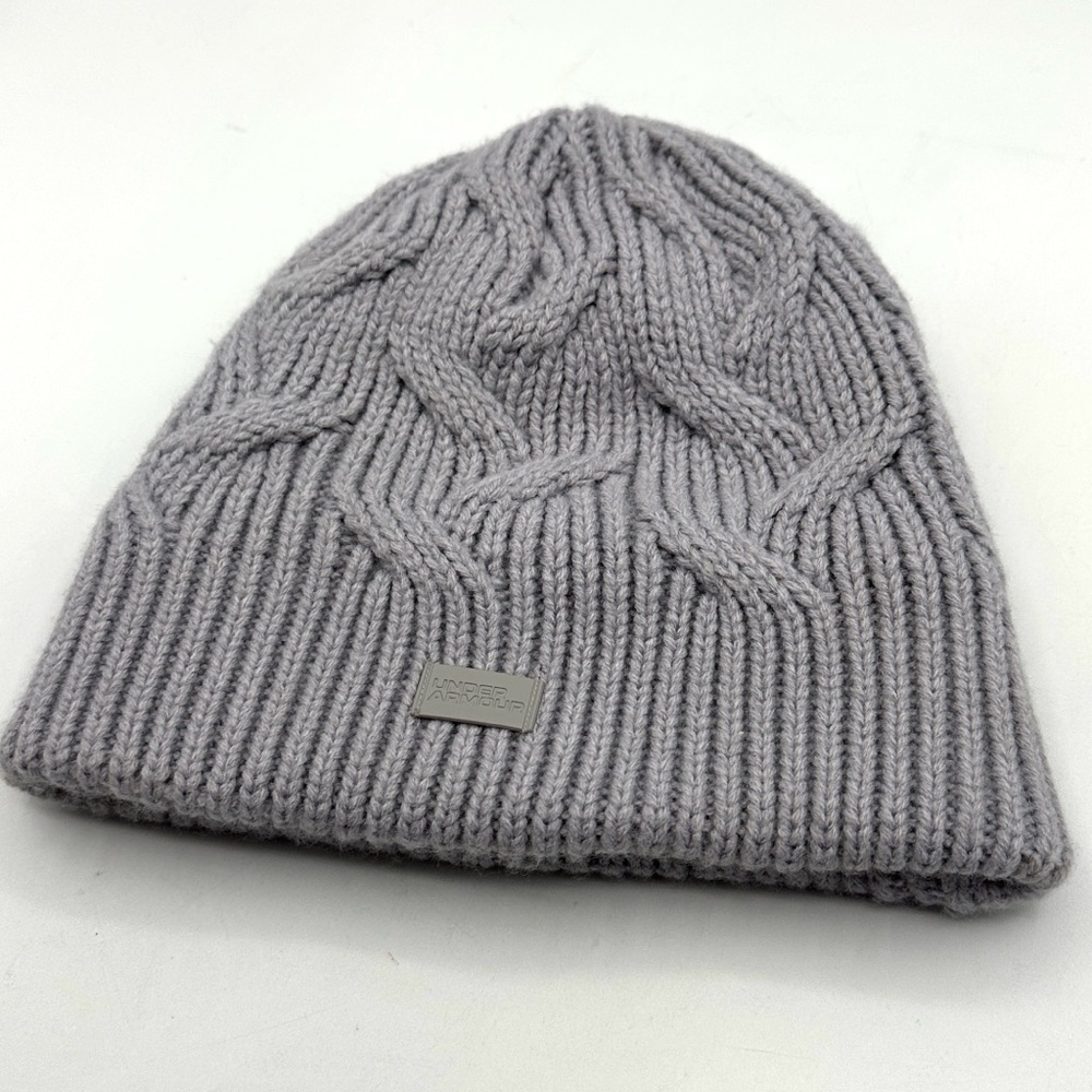 2x ⚙️HP! Under Armour Women's Cable Knit Beanie / Ski Cap. Grey
